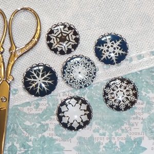 Assorted Black Snowflakes