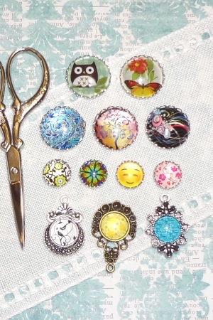 Needle Minders